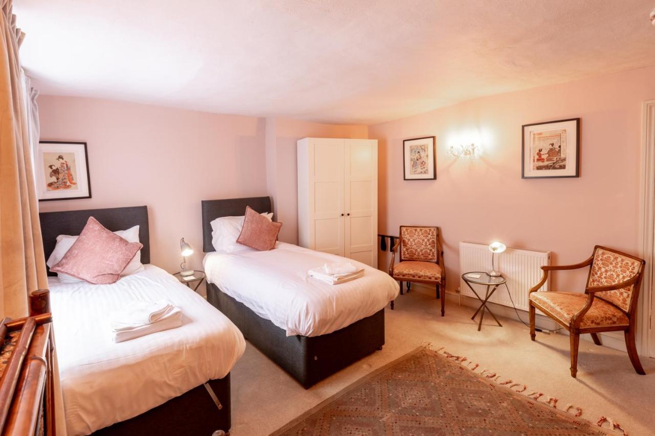 The Old Vicarage Hotel & Restaurant Bridgwater Exteriör bild A room at the hotel