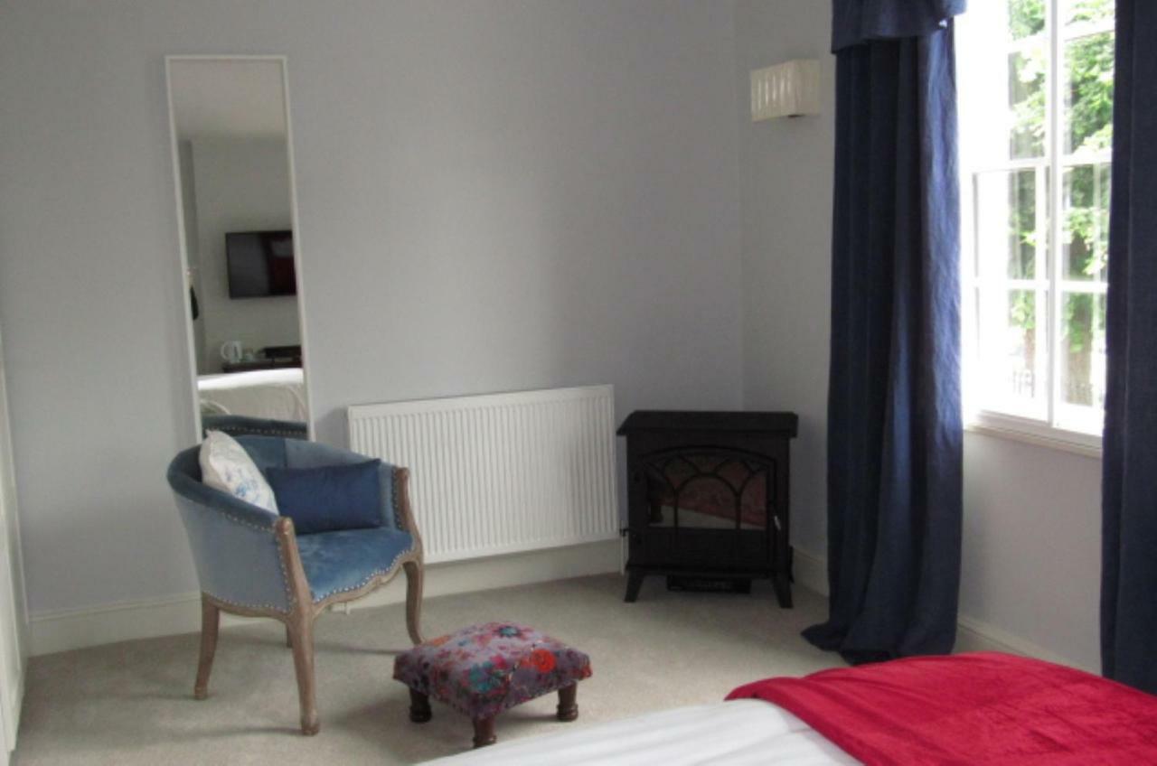 The Old Vicarage Hotel & Restaurant Bridgwater Exteriör bild A room at the hotel